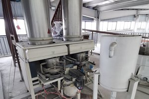 Système de dosage et de mélange, automatique de poudre d'aluminium